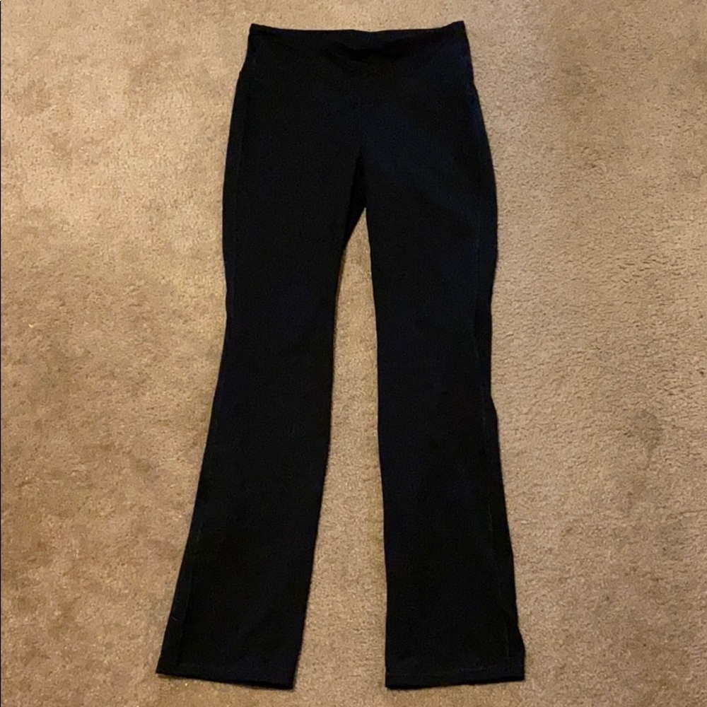 Old Navy black yoga pants. Flare leg. Size large.